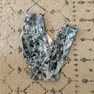 Lululemon Unlimit HR High-Rise Tight 25" Leggings